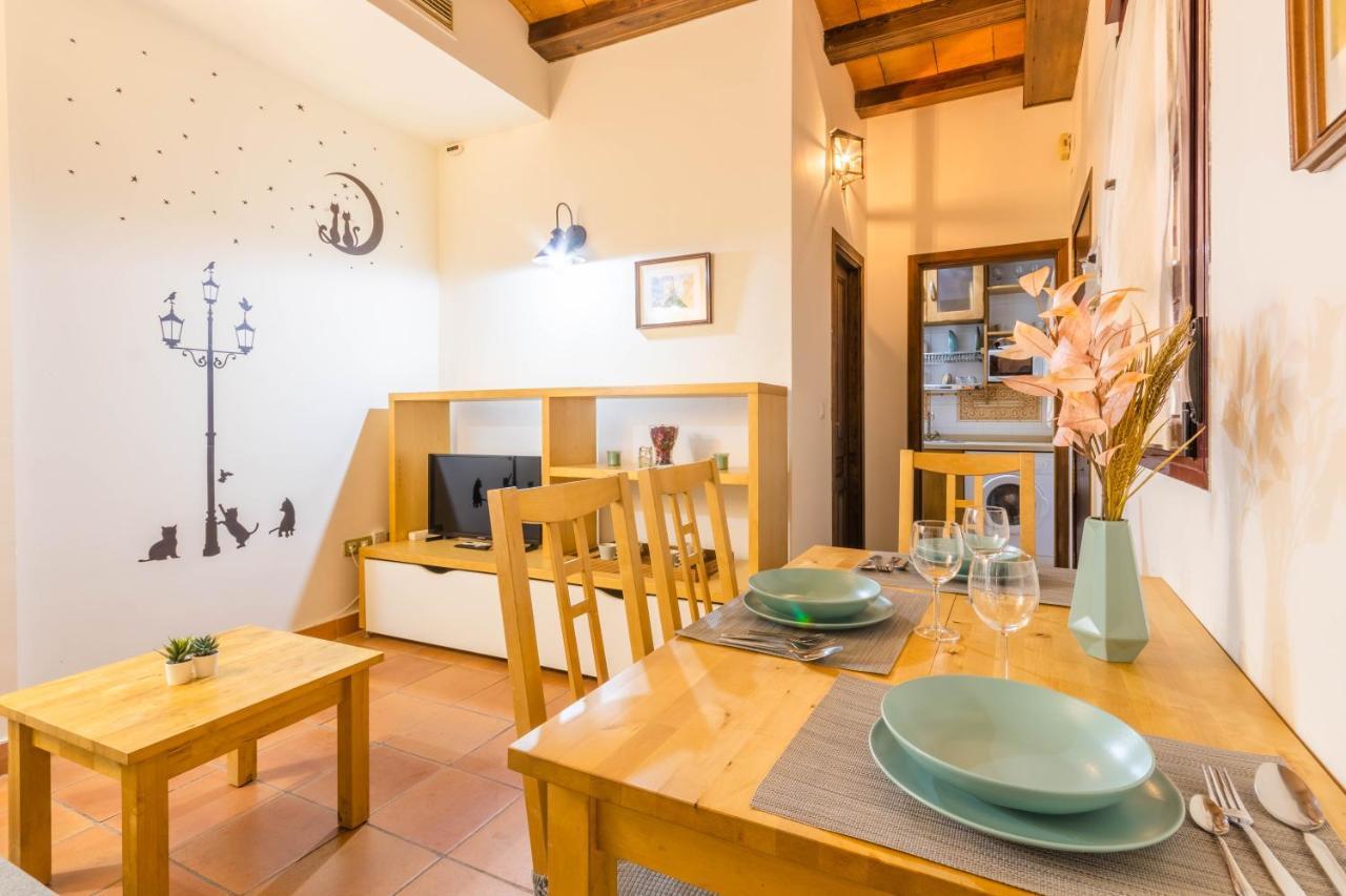 Macarena Muralla Encantada Appartement Sevilla Buitenkant foto